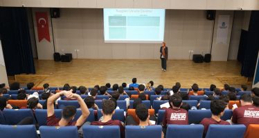 Spor Bilimleri Faklteleri Hazrlk Akademisi rencilerine Ynelik niversite Hazrlk Sreci Semineri Gerekletirildi